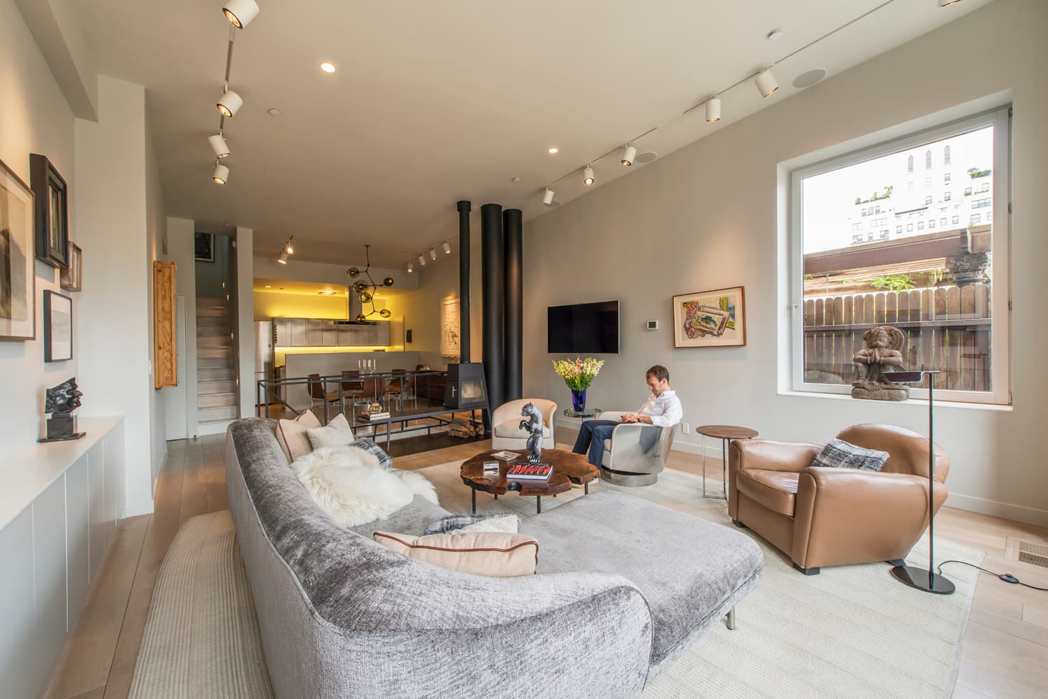 Chelsea Apartment — image 8